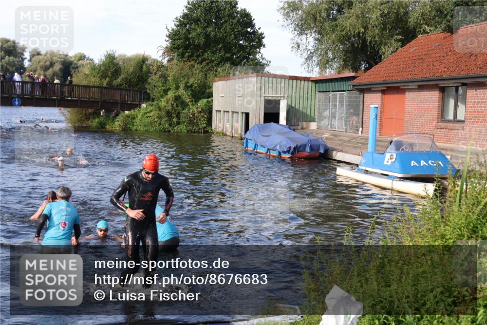 31.08.2025 - Elbe Triathlon Hamburg Luisa Fischer http://msf.ph/oto/8676683 31.08.2025 09:10:09 Schwimmen 432, 473, 478, 658 meine-sportfotos.de