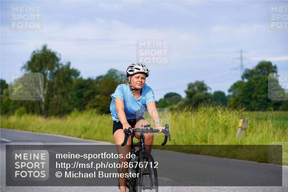 31.08.2025 - Elbe Triathlon Hamburg Michael Burmester http://msf.ph/oto/8676712 31.08.2025 10:25:09 Radfahren 782, 929, 958, 1003, 1039, 1096 meine-sportfotos.de