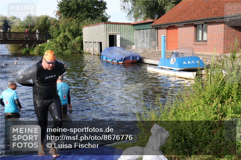 31.08.2025 - Elbe Triathlon Hamburg Luisa Fischer http://msf.ph/oto/8676776 31.08.2025 09:10:39 Schwimmen 499, 603, 655 meine-sportfotos.de