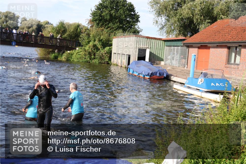 31.08.2025 - Elbe Triathlon Hamburg Luisa Fischer http://msf.ph/oto/8676808 31.08.2025 09:10:59 Schwimmen 428, 595, 648 meine-sportfotos.de