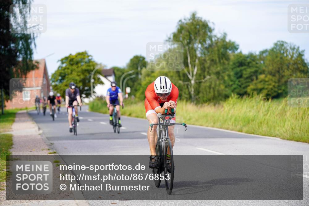 31.08.2025 - Elbe Triathlon Hamburg Michael Burmester http://msf.ph/oto/8676853 31.08.2025 10:25:49 Radfahren 973, 1029, 1054, 1060, 1133 meine-sportfotos.de