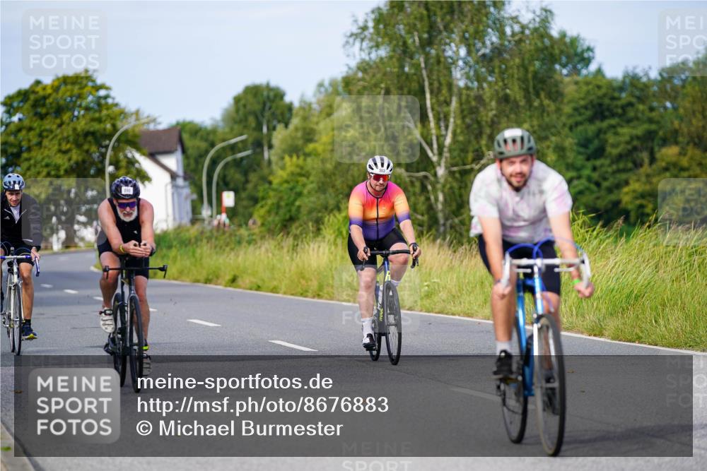 31.08.2025 - Elbe Triathlon Hamburg Michael Burmester http://msf.ph/oto/8676883 31.08.2025 10:25:56 Radfahren 503, 890, 1020, 1029, 1055 meine-sportfotos.de