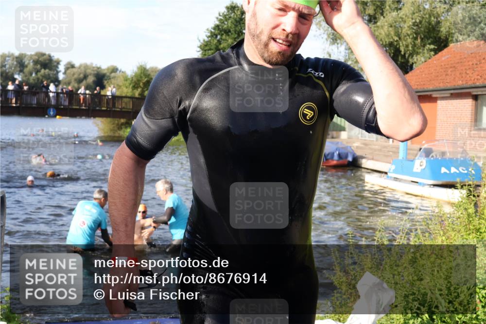 31.08.2025 - Elbe Triathlon Hamburg Luisa Fischer http://msf.ph/oto/8676914 31.08.2025 09:11:48 Schwimmen 438, 616, 653 meine-sportfotos.de