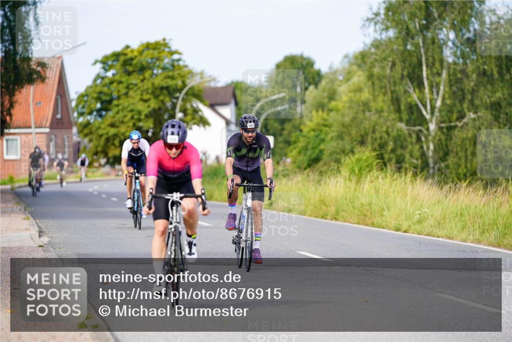 31.08.2025 - Elbe Triathlon Hamburg Michael Burmester http://msf.ph/oto/8676915 31.08.2025 10:26:02 Radfahren 768, 806, 1020, 1082 meine-sportfotos.de
