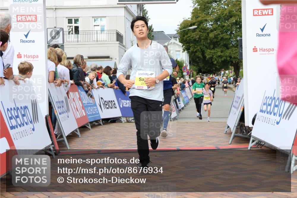31.08.2025 - 21. Blankeneser Heldenlauf Strokosch-Dieckow http://msf.ph/oto/8676934 31.08.2025 10:28:00 Ziel 2775, 2112, 2068, 2067, 2741, 2345, 2344, 2343, 2659, 2197 meine-sportfotos.de