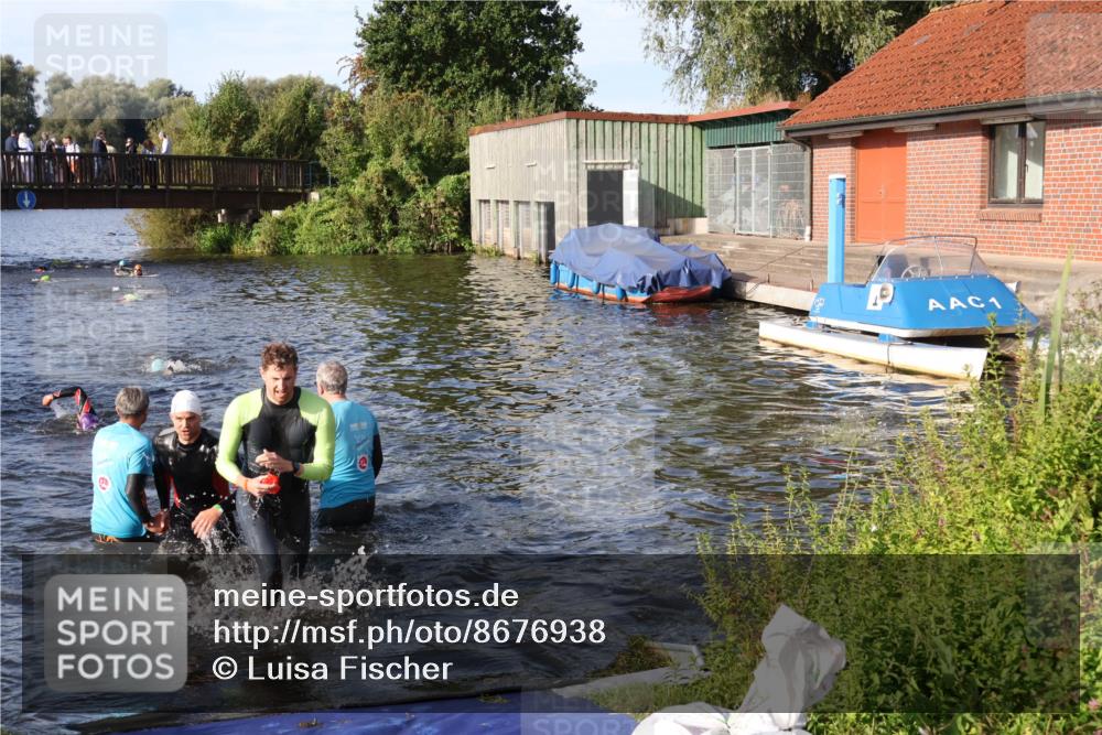 31.08.2025 - Elbe Triathlon Hamburg Luisa Fischer http://msf.ph/oto/8676938 31.08.2025 09:12:02 Schwimmen 477, 525, 568 meine-sportfotos.de