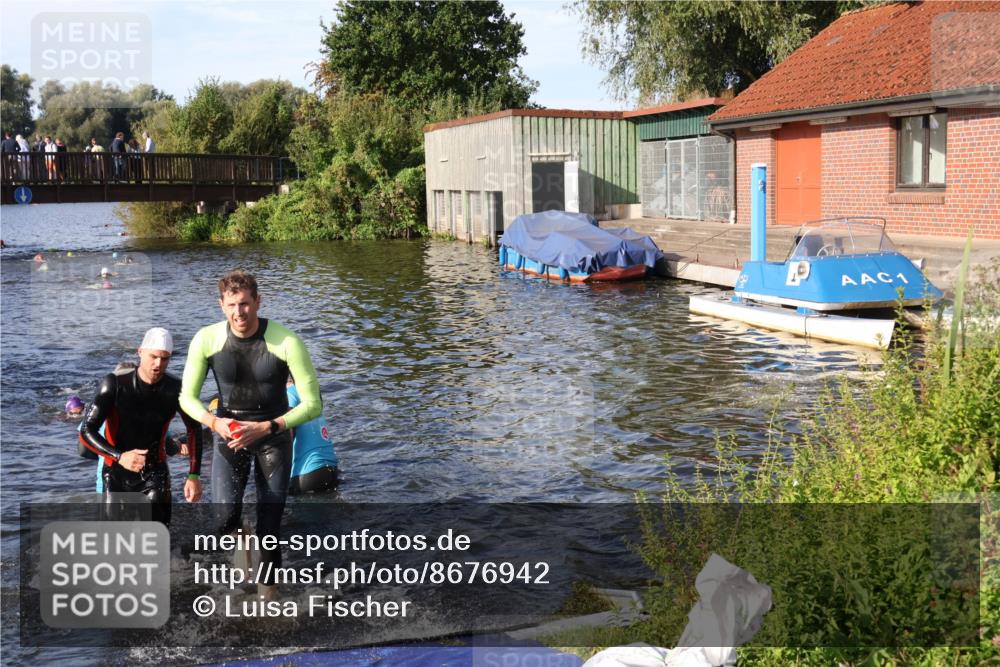 31.08.2025 - Elbe Triathlon Hamburg Luisa Fischer http://msf.ph/oto/8676942 31.08.2025 09:12:03 Schwimmen 477, 525, 568, 626 meine-sportfotos.de