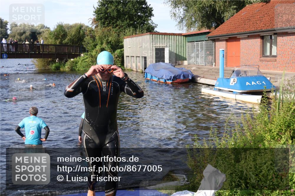 31.08.2025 - Elbe Triathlon Hamburg Luisa Fischer http://msf.ph/oto/8677005 31.08.2025 09:12:19 Schwimmen 639 meine-sportfotos.de