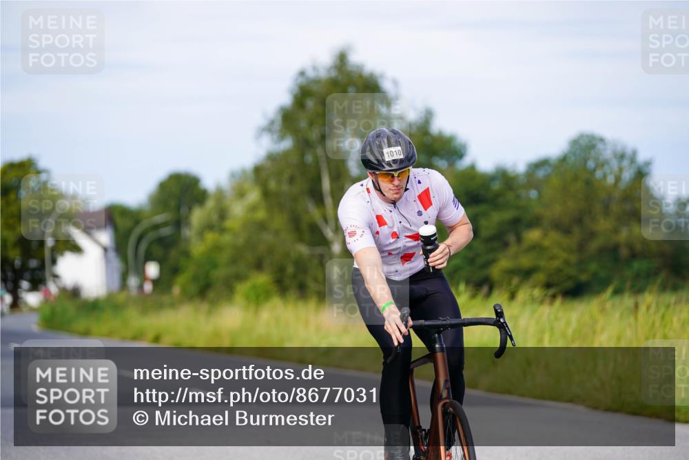 31.08.2025 - Elbe Triathlon Hamburg Michael Burmester http://msf.ph/oto/8677031 31.08.2025 10:26:40 Radfahren 785, 1010 meine-sportfotos.de