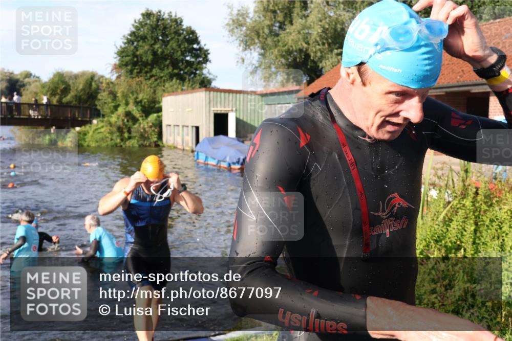 31.08.2025 - Elbe Triathlon Hamburg Luisa Fischer http://msf.ph/oto/8677097 31.08.2025 09:13:45 Schwimmen 624, 631, 753 meine-sportfotos.de