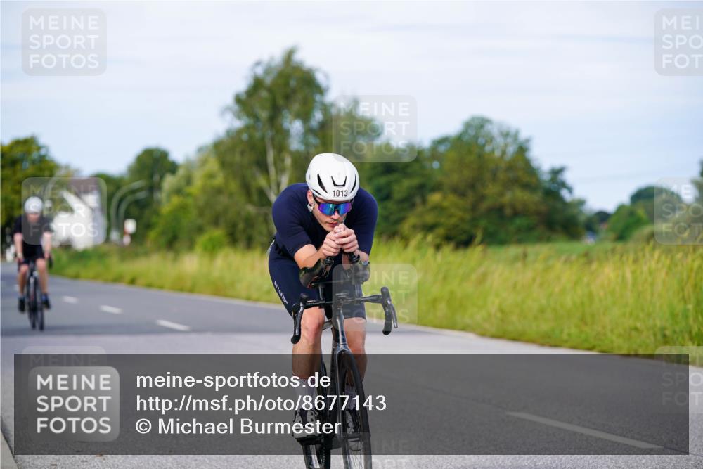 31.08.2025 - Elbe Triathlon Hamburg Michael Burmester http://msf.ph/oto/8677143 31.08.2025 10:27:17 Radfahren 1013, 1027, 1105, 1129 meine-sportfotos.de