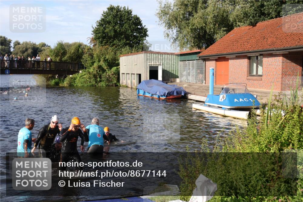31.08.2025 - Elbe Triathlon Hamburg Luisa Fischer http://msf.ph/oto/8677144 31.08.2025 09:14:16 Schwimmen 597, 601, 608, 638, 659 meine-sportfotos.de