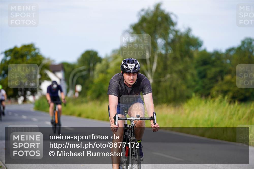 31.08.2025 - Elbe Triathlon Hamburg Michael Burmester http://msf.ph/oto/8677172 31.08.2025 10:27:35 Radfahren 665, 941, 1038, 1059 meine-sportfotos.de