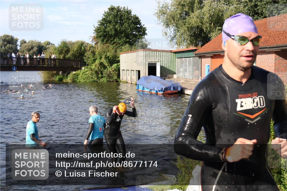 31.08.2025 - Elbe Triathlon Hamburg Luisa Fischer http://msf.ph/oto/8677174 31.08.2025 09:14:22 Schwimmen 597, 601, 638, 659 meine-sportfotos.de