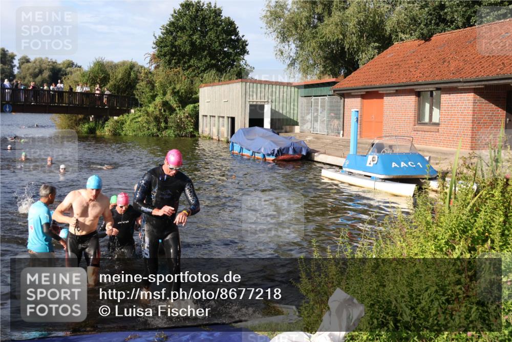 31.08.2025 - Elbe Triathlon Hamburg Luisa Fischer http://msf.ph/oto/8677218 31.08.2025 09:14:54 Schwimmen 427, 466, 605, 629, 715, 716, 724, 728 meine-sportfotos.de