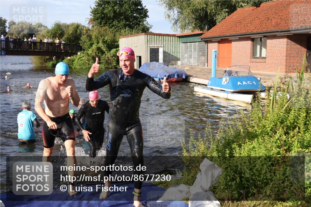 31.08.2025 - Elbe Triathlon Hamburg Luisa Fischer http://msf.ph/oto/8677230 31.08.2025 09:14:56 Schwimmen 427, 466, 605, 610, 715, 716, 724, 728 meine-sportfotos.de