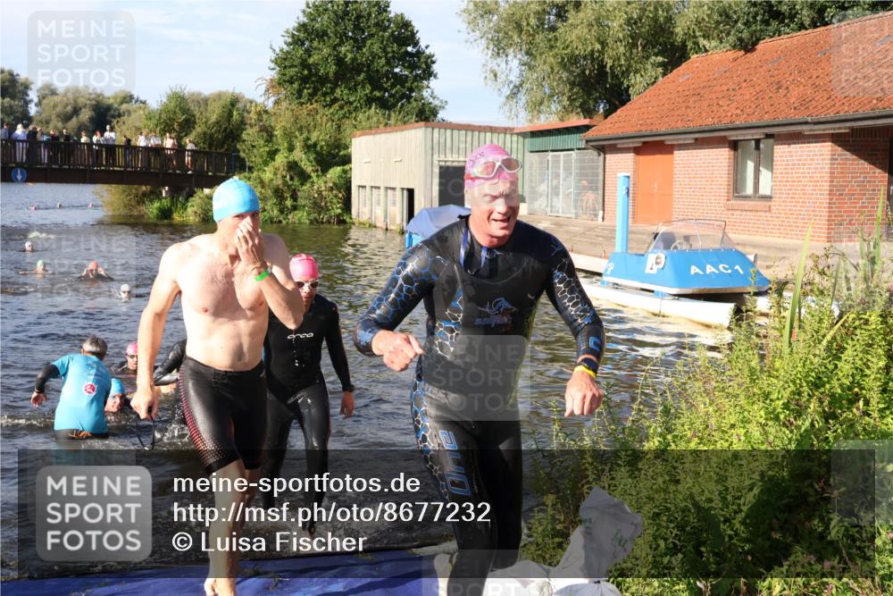31.08.2025 - Elbe Triathlon Hamburg Luisa Fischer http://msf.ph/oto/8677232 31.08.2025 09:14:57 Schwimmen 427, 466, 605, 610, 715, 716, 724, 728 meine-sportfotos.de