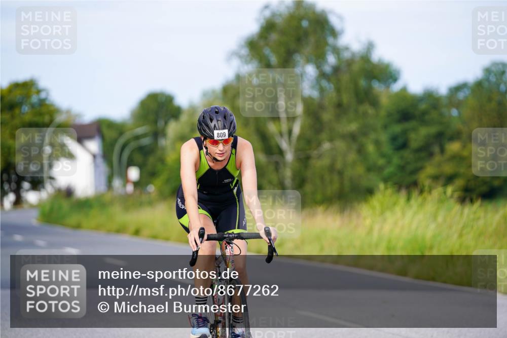 31.08.2025 - Elbe Triathlon Hamburg Michael Burmester http://msf.ph/oto/8677262 31.08.2025 10:28:05 Radfahren 809, 1089 meine-sportfotos.de