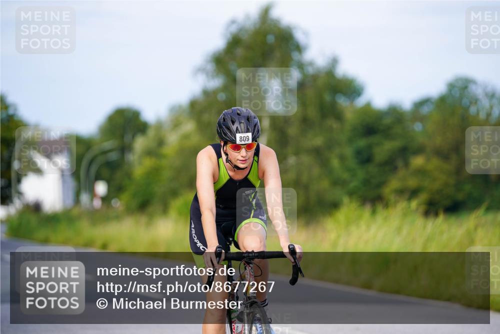 31.08.2025 - Elbe Triathlon Hamburg Michael Burmester http://msf.ph/oto/8677267 31.08.2025 10:28:05 Radfahren 809, 1089 meine-sportfotos.de