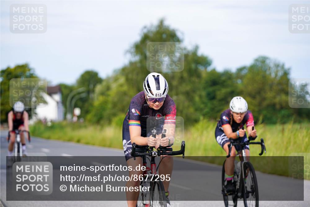 31.08.2025 - Elbe Triathlon Hamburg Michael Burmester http://msf.ph/oto/8677295 31.08.2025 10:28:15 Radfahren 799, 813, 817, 866 meine-sportfotos.de