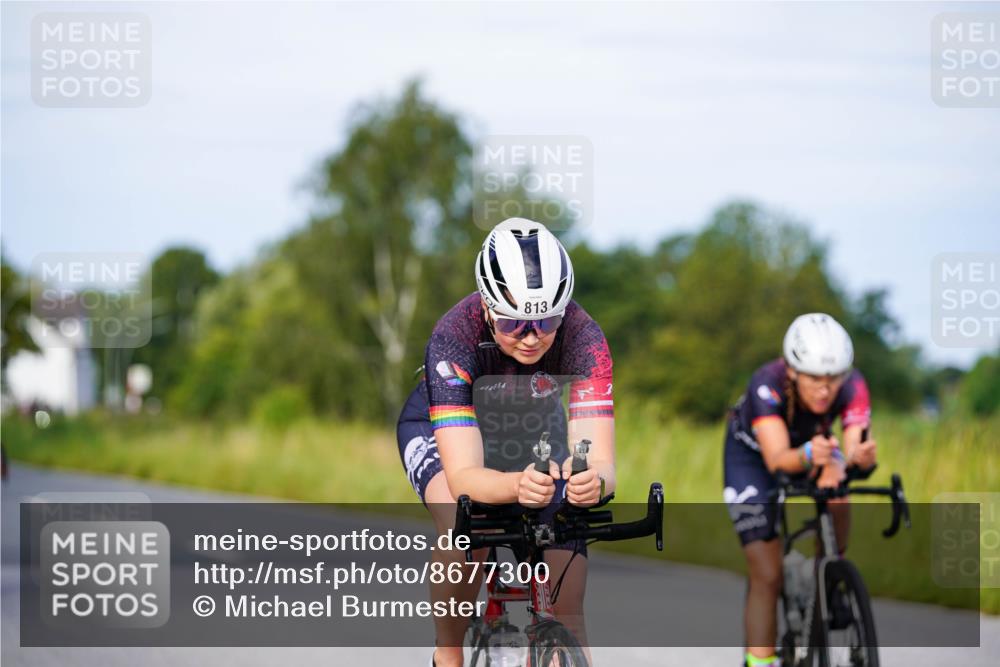 31.08.2025 - Elbe Triathlon Hamburg Michael Burmester http://msf.ph/oto/8677300 31.08.2025 10:28:15 Radfahren 799, 813, 817, 866 meine-sportfotos.de