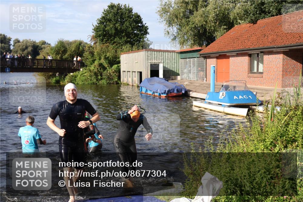 31.08.2025 - Elbe Triathlon Hamburg Luisa Fischer http://msf.ph/oto/8677304 31.08.2025 09:15:20 Schwimmen 419, 562, 567, 625, 660 meine-sportfotos.de