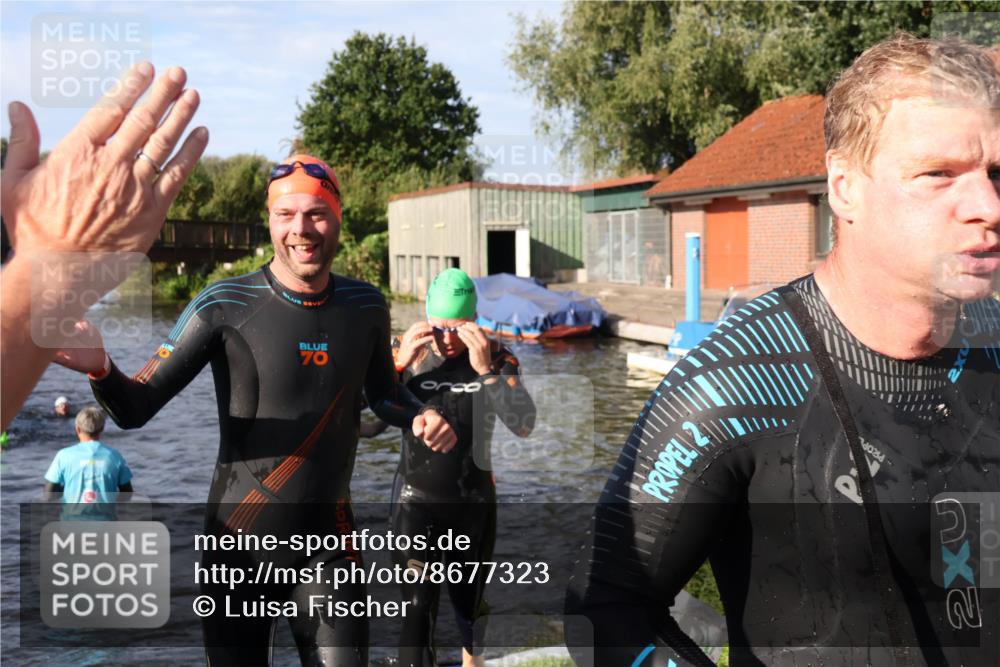 31.08.2025 - Elbe Triathlon Hamburg Luisa Fischer http://msf.ph/oto/8677323 31.08.2025 09:15:23 Schwimmen 419, 567, 625, 660, 725 meine-sportfotos.de