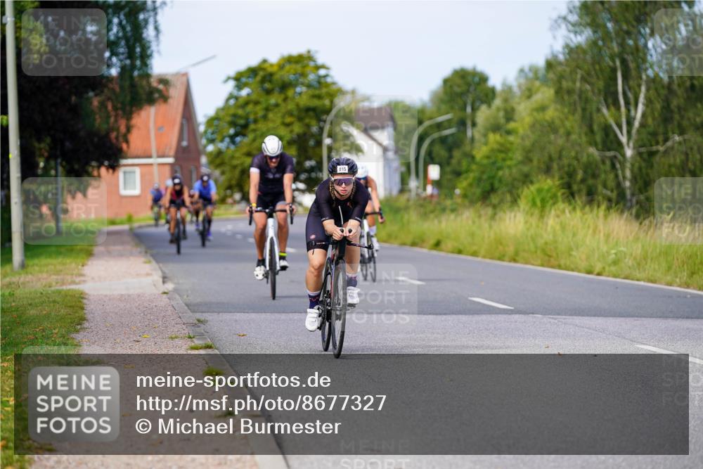 31.08.2025 - Elbe Triathlon Hamburg Michael Burmester http://msf.ph/oto/8677327 31.08.2025 10:28:30 Radfahren 673, 722, 748, 815, 848, 876 meine-sportfotos.de