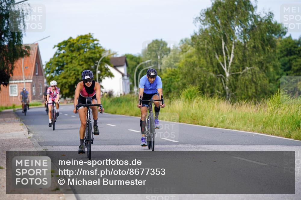 31.08.2025 - Elbe Triathlon Hamburg Michael Burmester http://msf.ph/oto/8677353 31.08.2025 10:28:35 Radfahren 673, 748, 789, 848, 876, 913, 1123 meine-sportfotos.de