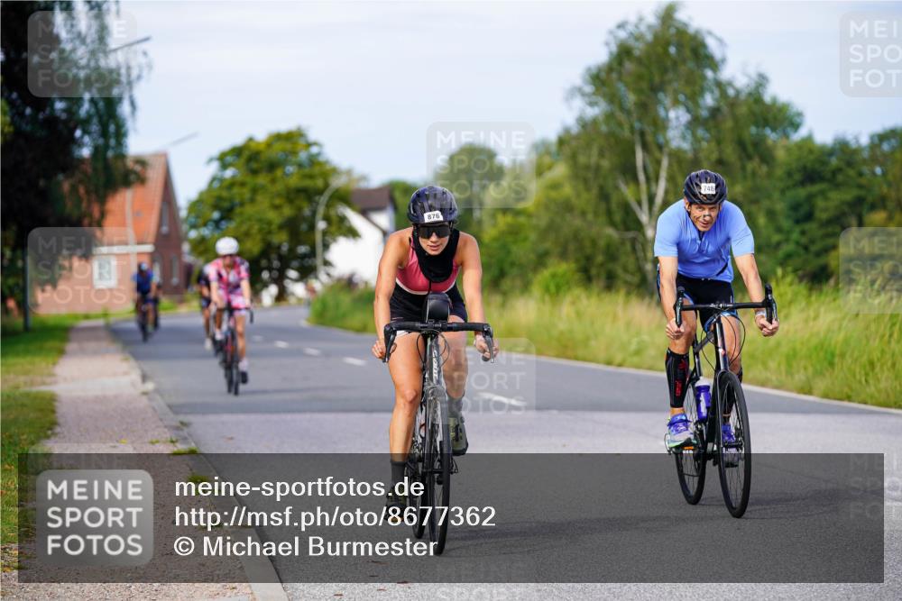 31.08.2025 - Elbe Triathlon Hamburg Michael Burmester http://msf.ph/oto/8677362 31.08.2025 10:28:36 Radfahren 673, 748, 789, 848, 876, 913, 1123 meine-sportfotos.de