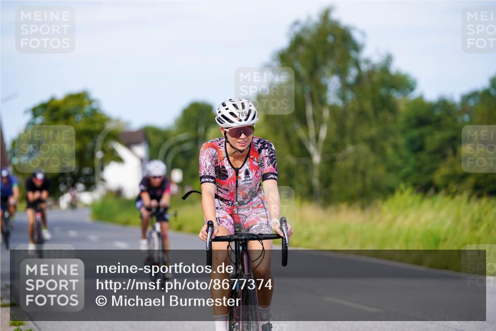 31.08.2025 - Elbe Triathlon Hamburg Michael Burmester http://msf.ph/oto/8677374 31.08.2025 10:28:40 Radfahren 701, 748, 789, 852, 876, 913, 991, 1123 meine-sportfotos.de