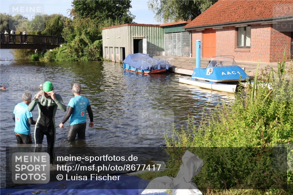 31.08.2025 - Elbe Triathlon Hamburg Luisa Fischer http://msf.ph/oto/8677417 31.08.2025 09:16:39 Schwimmen 599, 606 meine-sportfotos.de
