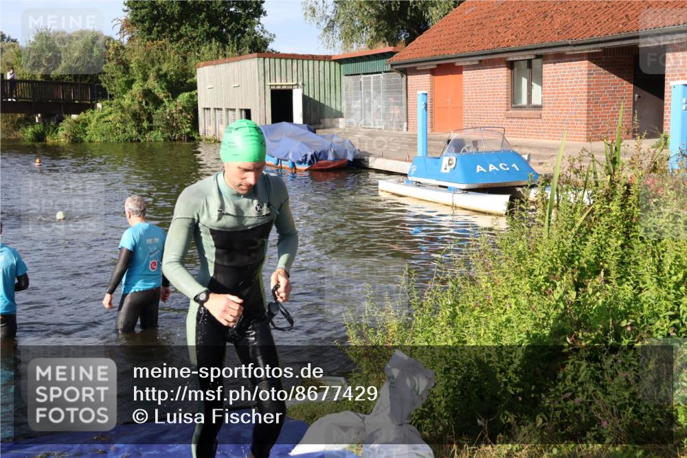 31.08.2025 - Elbe Triathlon Hamburg Luisa Fischer http://msf.ph/oto/8677429 31.08.2025 09:16:42 Schwimmen 606 meine-sportfotos.de
