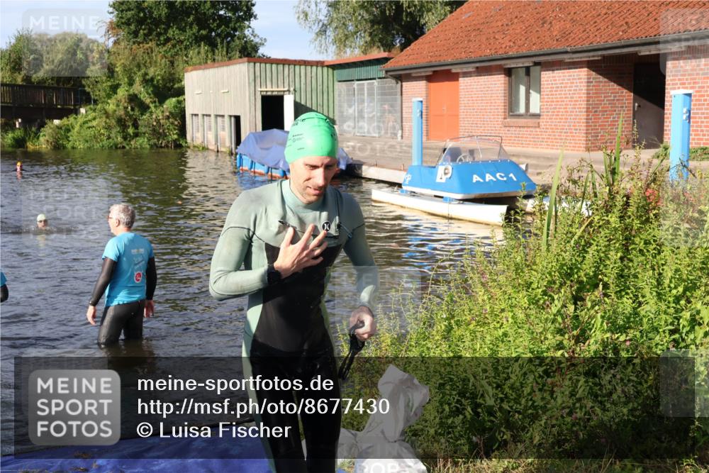 31.08.2025 - Elbe Triathlon Hamburg Luisa Fischer http://msf.ph/oto/8677430 31.08.2025 09:16:42 Schwimmen 606 meine-sportfotos.de