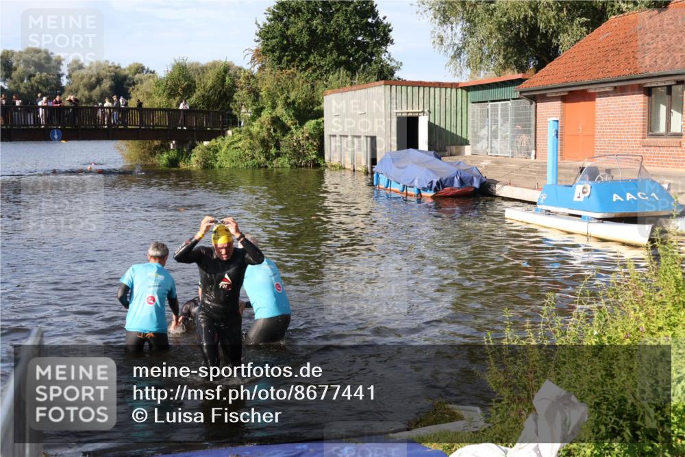 31.08.2025 - Elbe Triathlon Hamburg Luisa Fischer http://msf.ph/oto/8677441 31.08.2025 09:16:56 Schwimmen 569, 773 meine-sportfotos.de