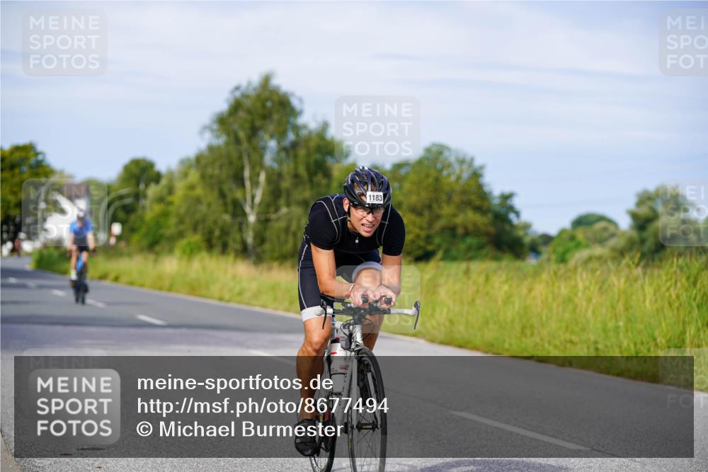 31.08.2025 - Elbe Triathlon Hamburg Michael Burmester http://msf.ph/oto/8677494 31.08.2025 10:29:26 Radfahren 667, 711, 1183 meine-sportfotos.de