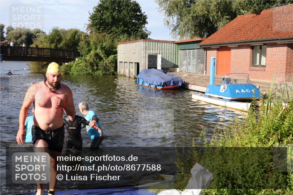31.08.2025 - Elbe Triathlon Hamburg Luisa Fischer http://msf.ph/oto/8677588 31.08.2025 09:18:13 Schwimmen 413, 577, 617, 654, 723, 770 meine-sportfotos.de