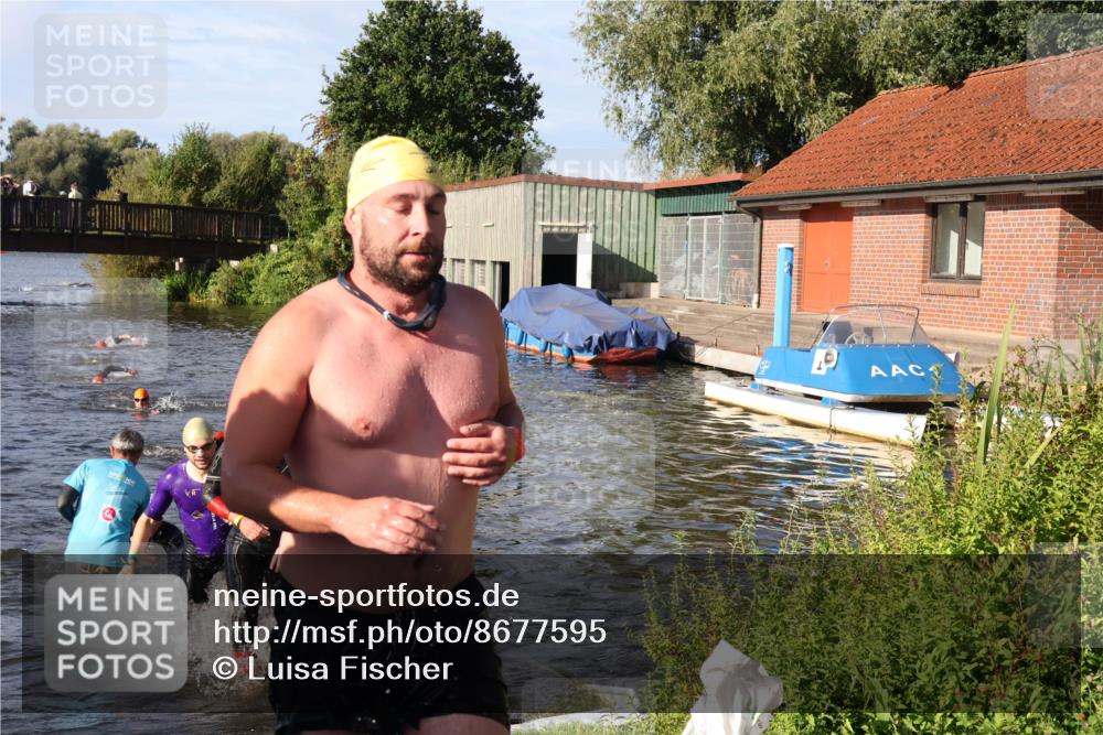 31.08.2025 - Elbe Triathlon Hamburg Luisa Fischer http://msf.ph/oto/8677595 31.08.2025 09:18:14 Schwimmen 413, 577, 723, 756, 770 meine-sportfotos.de
