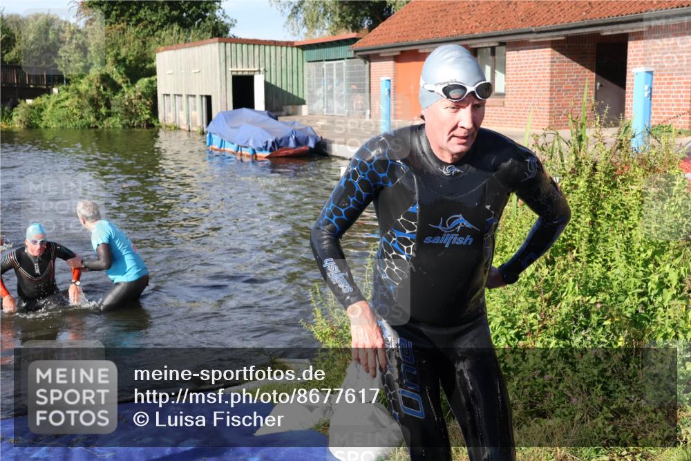 31.08.2025 - Elbe Triathlon Hamburg Luisa Fischer http://msf.ph/oto/8677617 31.08.2025 09:18:21 Schwimmen 413, 684, 756, 770 meine-sportfotos.de