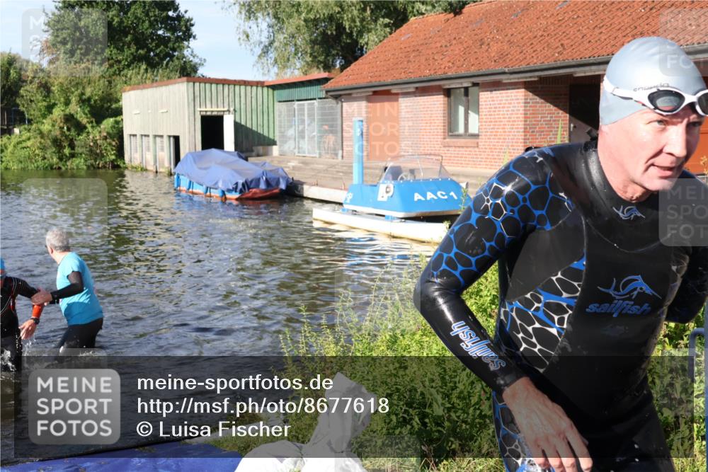 31.08.2025 - Elbe Triathlon Hamburg Luisa Fischer http://msf.ph/oto/8677618 31.08.2025 09:18:21 Schwimmen 413, 684, 756, 770 meine-sportfotos.de
