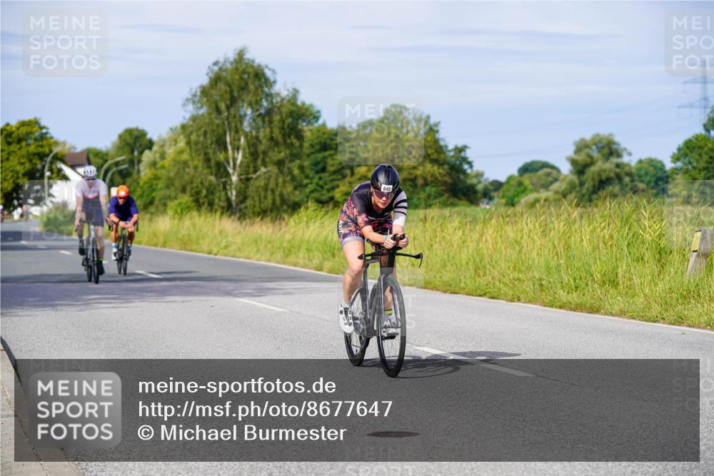 31.08.2025 - Elbe Triathlon Hamburg Michael Burmester http://msf.ph/oto/8677647 31.08.2025 10:30:21 Radfahren 587, 745, 821, 845, 949, 1140, 1227, 1445 meine-sportfotos.de