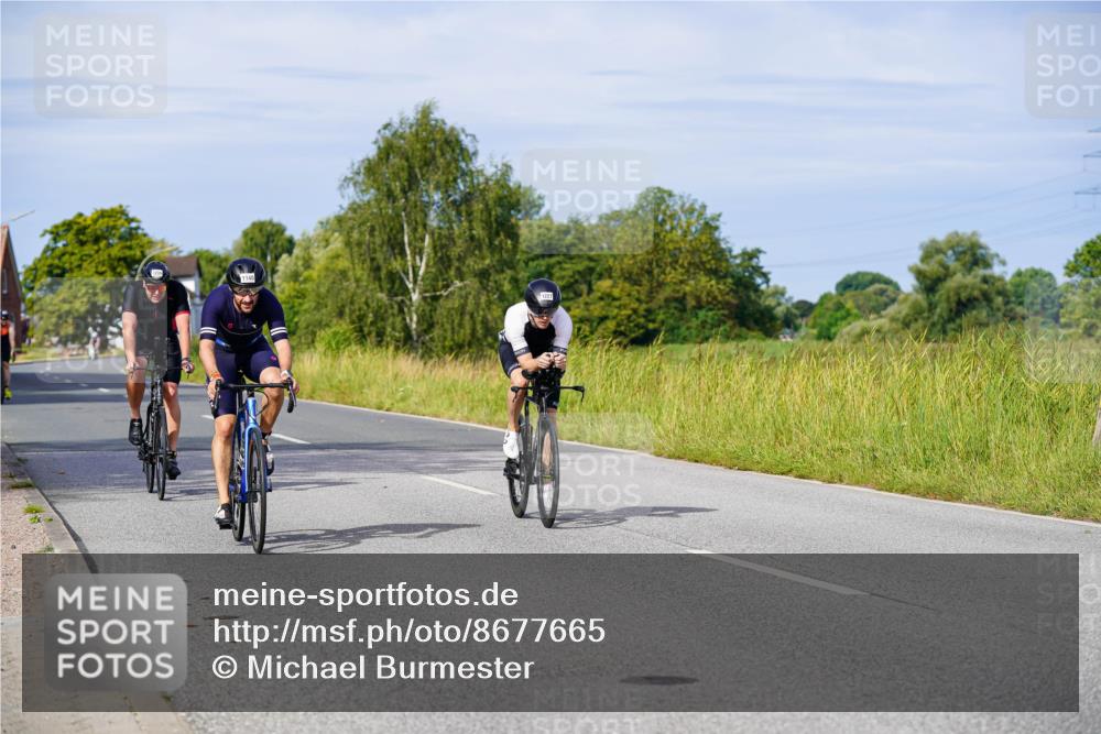 31.08.2025 - Elbe Triathlon Hamburg Michael Burmester http://msf.ph/oto/8677665 31.08.2025 10:30:28 Radfahren 1068, 1140, 1209, 1227 meine-sportfotos.de
