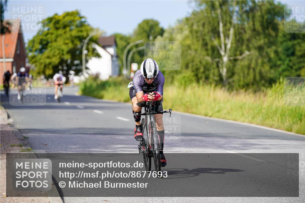 31.08.2025 - Elbe Triathlon Hamburg Michael Burmester http://msf.ph/oto/8677693 31.08.2025 10:30:39 Radfahren 774, 800, 1121 meine-sportfotos.de