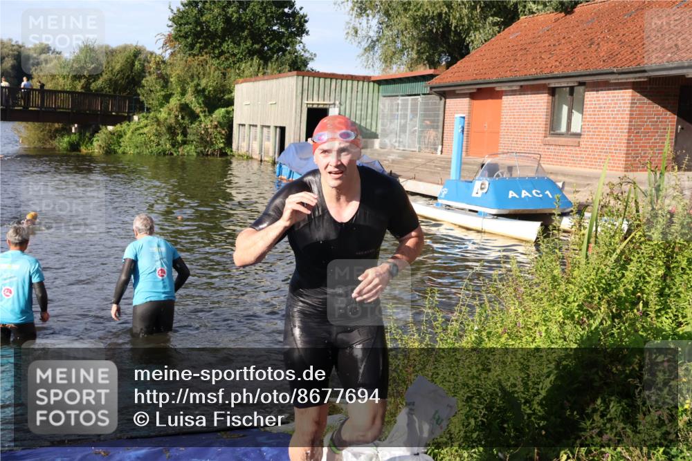 31.08.2025 - Elbe Triathlon Hamburg Luisa Fischer http://msf.ph/oto/8677694 31.08.2025 09:18:51 Schwimmen 613 meine-sportfotos.de
