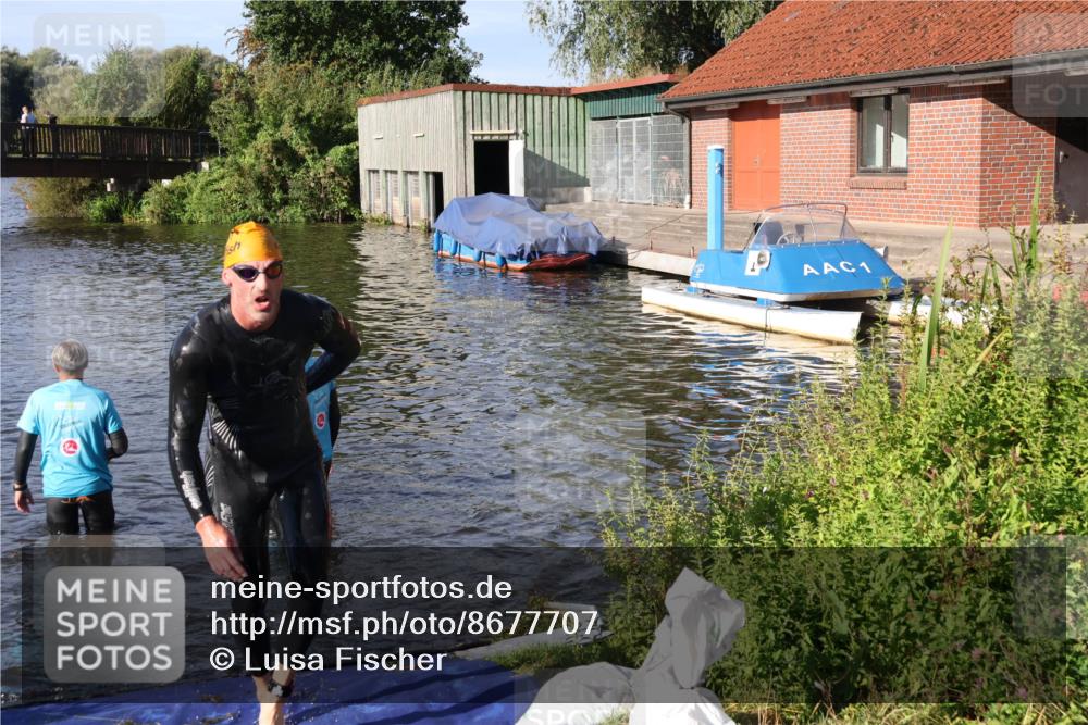 31.08.2025 - Elbe Triathlon Hamburg Luisa Fischer http://msf.ph/oto/8677707 31.08.2025 09:19:08 Schwimmen 680 meine-sportfotos.de