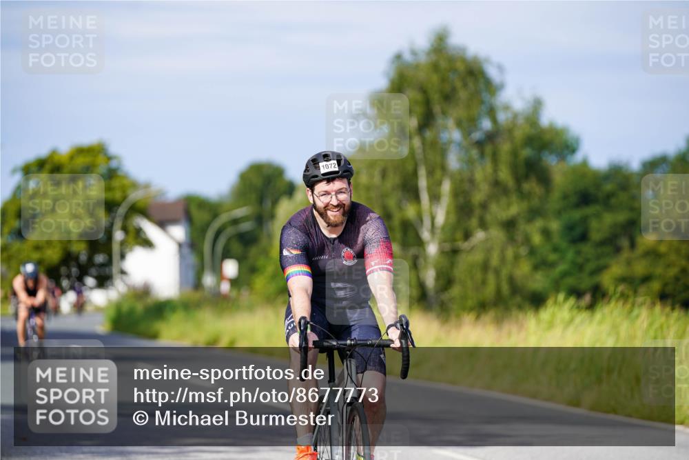 31.08.2025 - Elbe Triathlon Hamburg Michael Burmester http://msf.ph/oto/8677773 31.08.2025 10:31:15 Radfahren 1072, 1187 meine-sportfotos.de