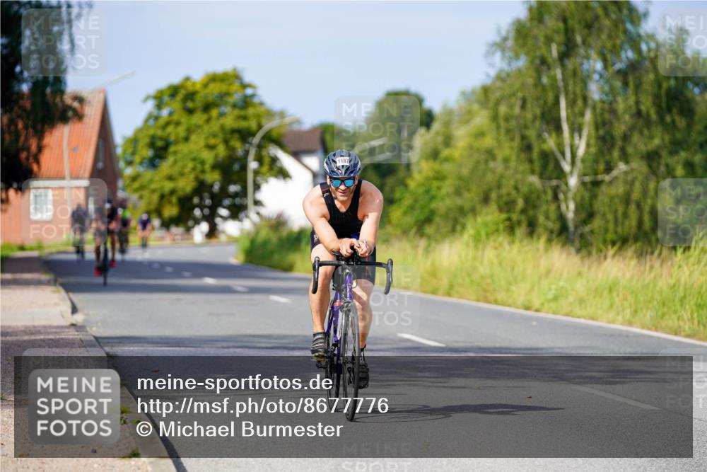 31.08.2025 - Elbe Triathlon Hamburg Michael Burmester http://msf.ph/oto/8677776 31.08.2025 10:31:17 Radfahren 1072, 1132, 1187 meine-sportfotos.de