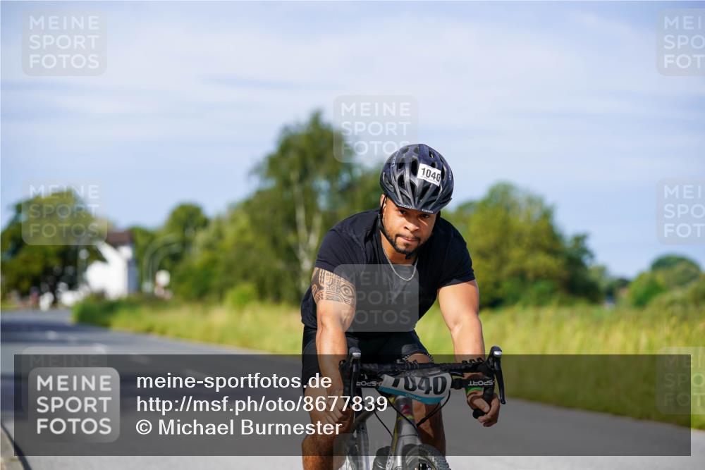 31.08.2025 - Elbe Triathlon Hamburg Michael Burmester http://msf.ph/oto/8677839 31.08.2025 10:31:38 Radfahren 1040, 1143 meine-sportfotos.de
