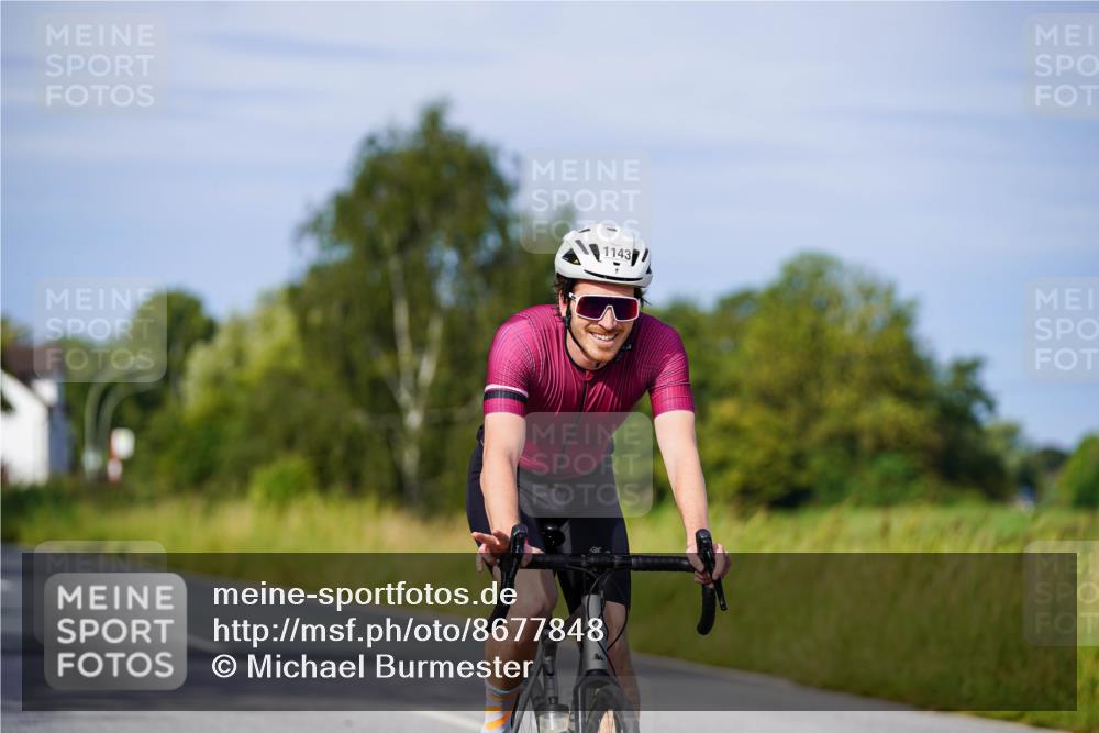 31.08.2025 - Elbe Triathlon Hamburg Michael Burmester http://msf.ph/oto/8677848 31.08.2025 10:31:44 Radfahren 868, 906, 1014, 1143 meine-sportfotos.de