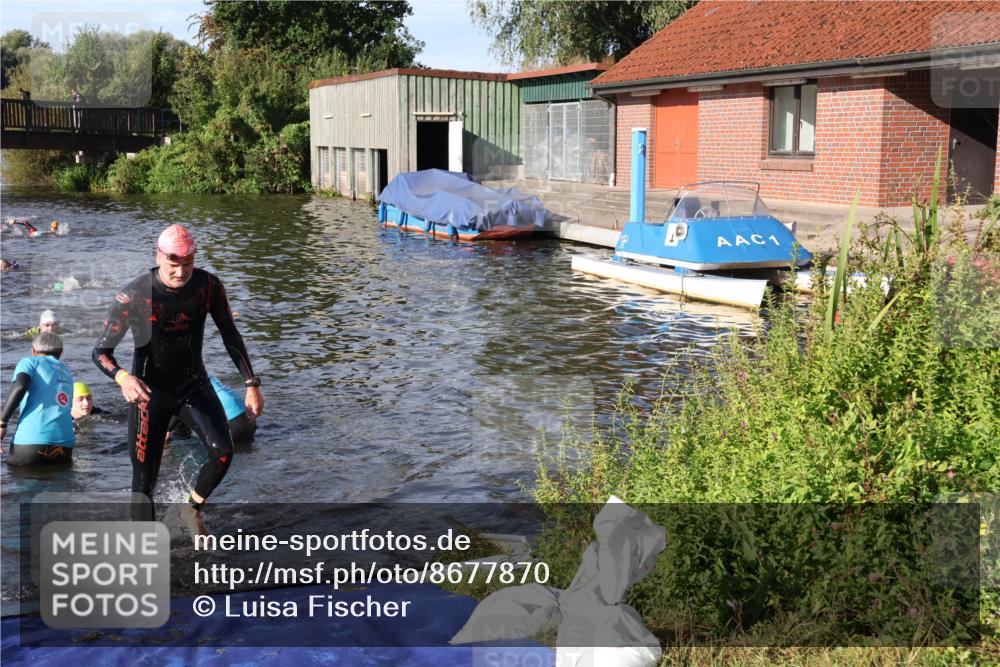 31.08.2025 - Elbe Triathlon Hamburg Luisa Fischer http://msf.ph/oto/8677870 31.08.2025 09:20:44 Schwimmen 404, 713 meine-sportfotos.de